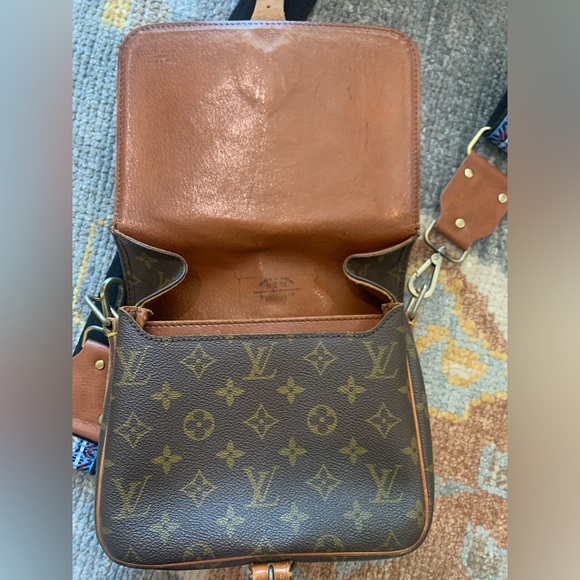 LOUIS VUITTON Vintage Cartouchiere Crossbody Bag - Picture 3 of 9